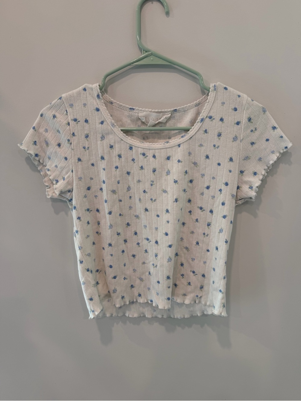 White Floral Ribbed Short Sleeve Crop Top